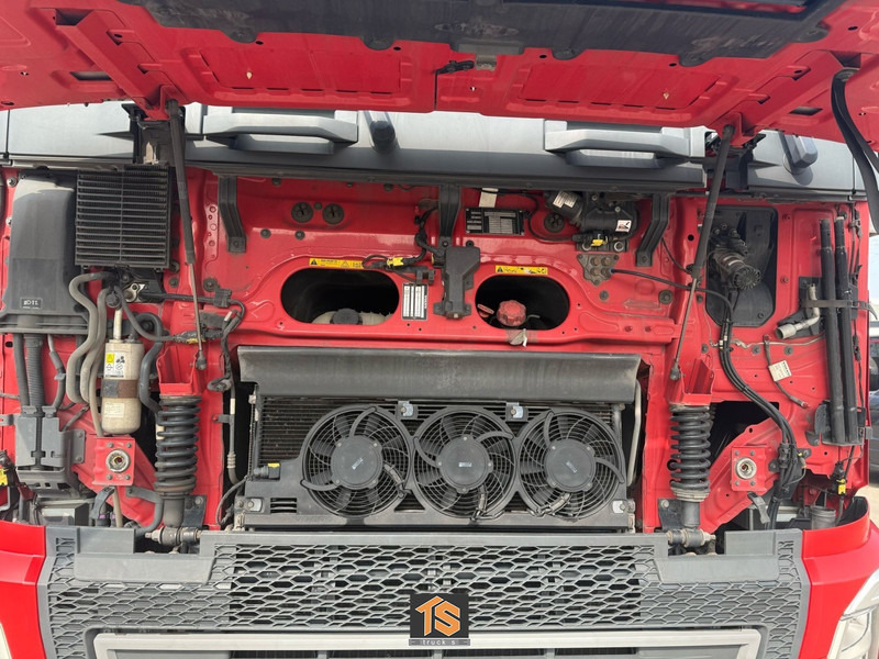 Volvo FH 460 4X2 EURO 6 - I-SHIFT - I-PARK COOL - 2 TANKS - ORIGINAL KM - BELGIUM TRUCK - APK 11/2025 - TOP! - Τράκτορας: φωτογραφία 4 Volvo FH 460 4X2 EURO 6 - I-SHIFT - I-PARK COOL - 2 TANKS - ORIGINAL KM - BELGIUM TRUCK - APK 11/2025 - TOP! - Τράκτορας: φωτογραφία 4