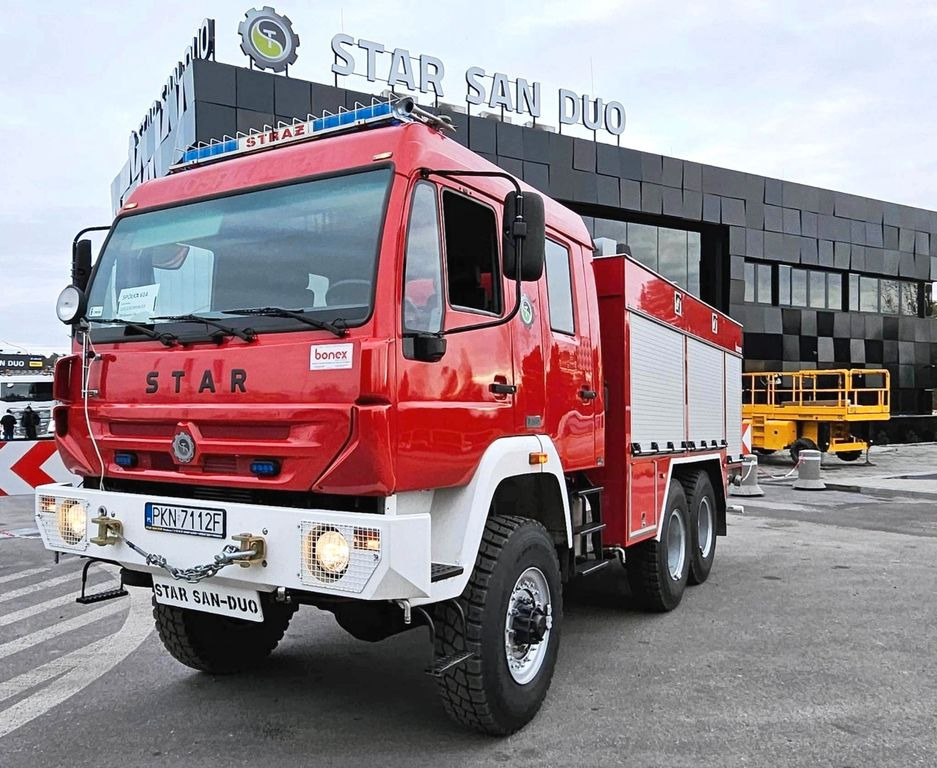 MAN 6x6 STAR Firetruck Feuerwehr - Πυροσβεστικό όχημα: φωτογραφία 1 MAN 6x6 STAR Firetruck Feuerwehr - Πυροσβεστικό όχημα: φωτογραφία 1