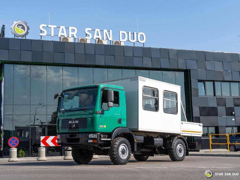 MAN TGM 13.240 4x4 BL Double Cab Camper BUS - Φορτηγό σασί: φωτογραφία 1 MAN TGM 13.240 4x4 BL Double Cab Camper BUS - Φορτηγό σασί: φωτογραφία 1