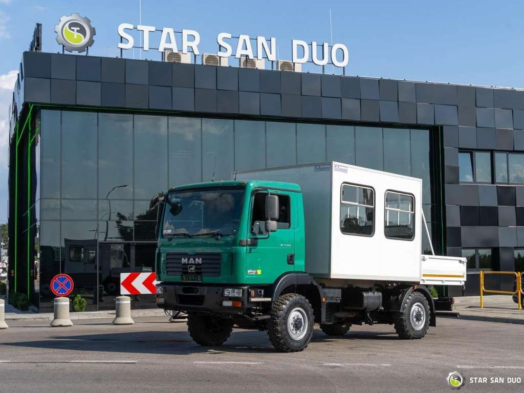 MAN TGM 13.240 4x4 BL Double Cab Camper BUS - Φορτηγό σασί: φωτογραφία 5 MAN TGM 13.240 4x4 BL Double Cab Camper BUS - Φορτηγό σασί: φωτογραφία 5