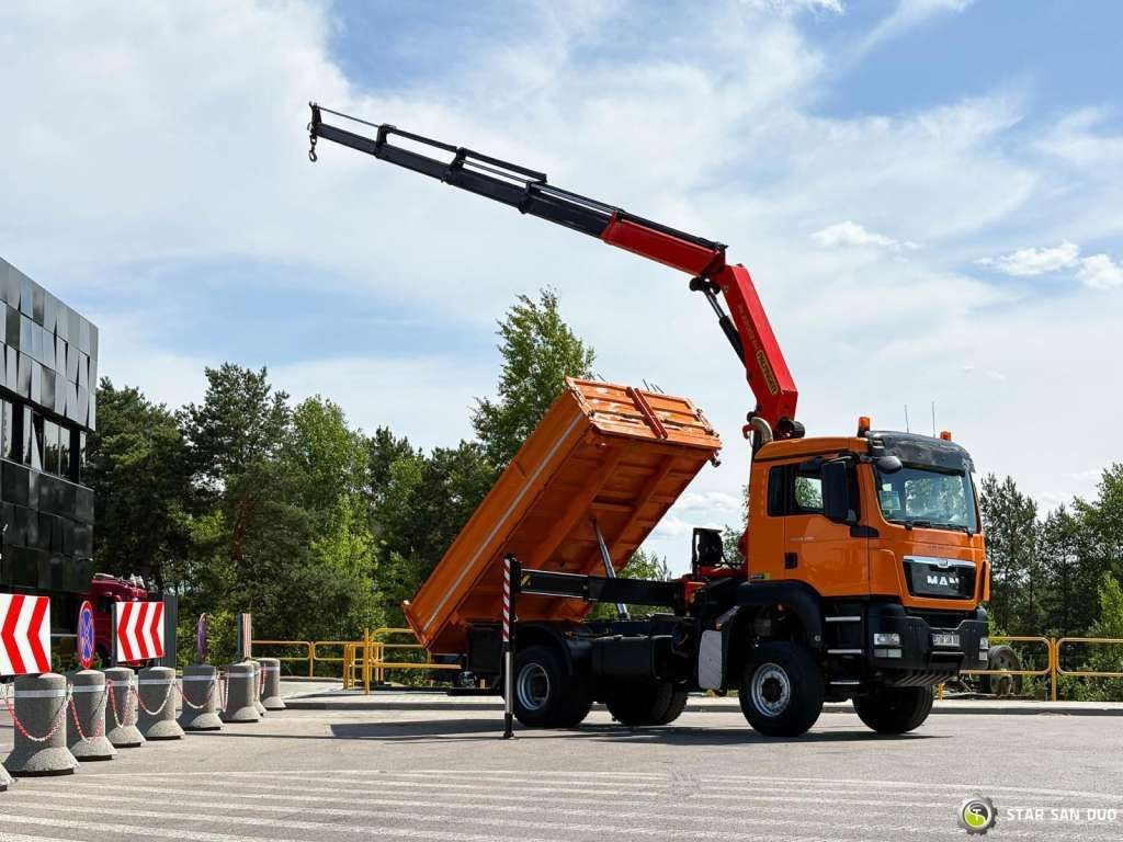 MAN TGS 18.480 4x4 PALFINGER PK 22002 Crane Kipper - Φορτηγό με γερανό: φωτογραφία 2 MAN TGS 18.480 4x4 PALFINGER PK 22002 Crane Kipper - Φορτηγό με γερανό: φωτογραφία 2