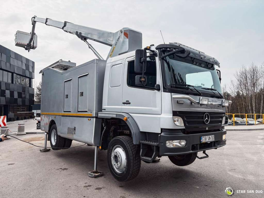 Mercedes-Benz 1529 4x4 Atego Lift Palfinger Wumag WT 230 - Φορτηγό με εναέρια πλατφόρμα: φωτογραφία 4 Mercedes-Benz 1529 4x4 Atego Lift Palfinger Wumag WT 230 - Φορτηγό με εναέρια πλατφόρμα: φωτογραφία 4
