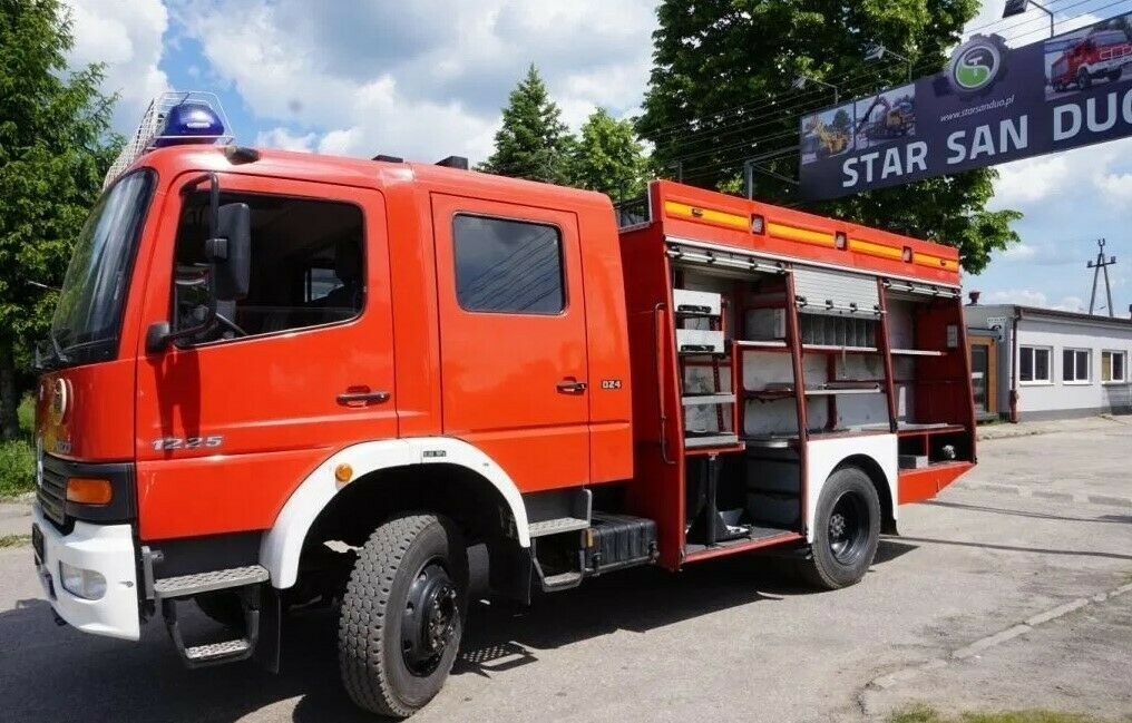 Mercedes-Benz 4x4 ATEGO 1225 Firebrigade Feuerwehr - Πυροσβεστικό όχημα: φωτογραφία 2 Mercedes-Benz 4x4 ATEGO 1225 Firebrigade Feuerwehr - Πυροσβεστικό όχημα: φωτογραφία 2