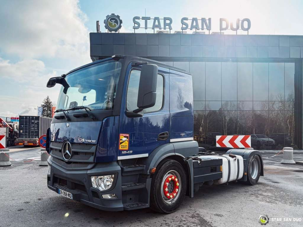 Mercedes-Benz ACTROS 1843 4x2 EURO 6 Hydraulic LOHR - Τράκτορας: φωτογραφία 1 Mercedes-Benz ACTROS 1843 4x2 EURO 6 Hydraulic LOHR - Τράκτορας: φωτογραφία 1