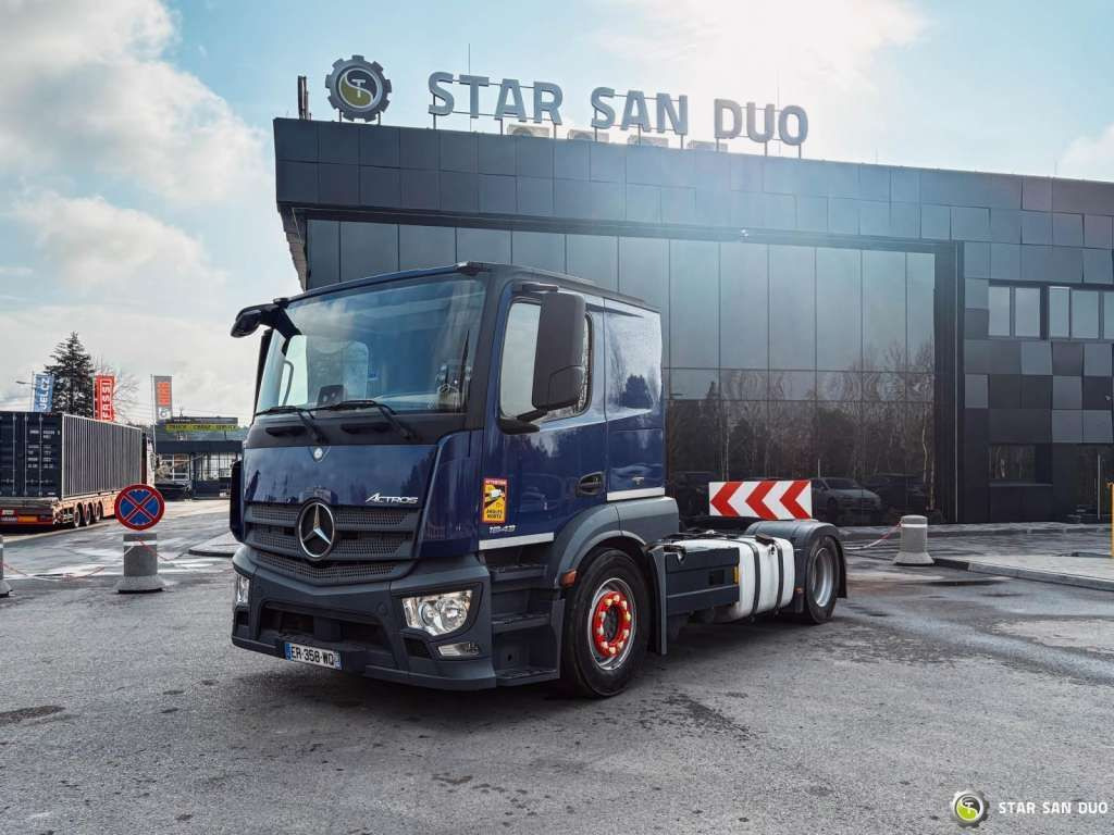 Mercedes-Benz ACTROS 1843 4x2 EURO 6 Hydraulic LOHR - Τράκτορας: φωτογραφία 3 Mercedes-Benz ACTROS 1843 4x2 EURO 6 Hydraulic LOHR - Τράκτορας: φωτογραφία 3