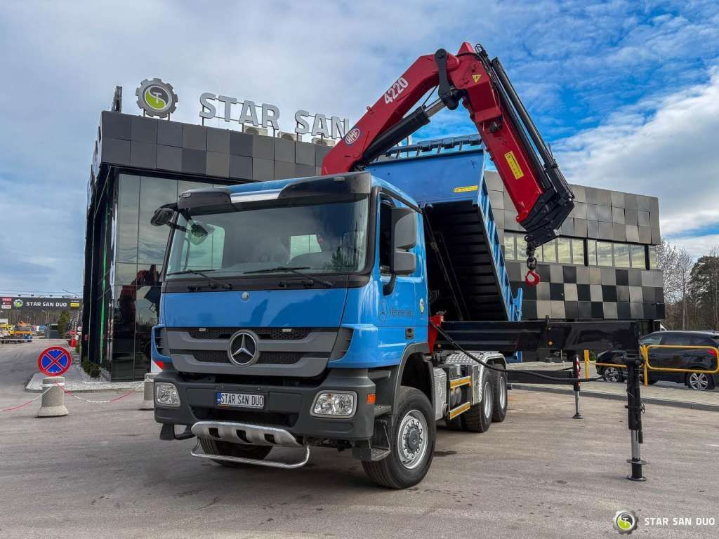 Mercedes-Benz ACTROS 3341 6x6 HMF 4220 K4 CRANE KIPPER - Φορτηγό με γερανό: φωτογραφία 2 Mercedes-Benz ACTROS 3341 6x6 HMF 4220 K4 CRANE KIPPER - Φορτηγό με γερανό: φωτογραφία 2