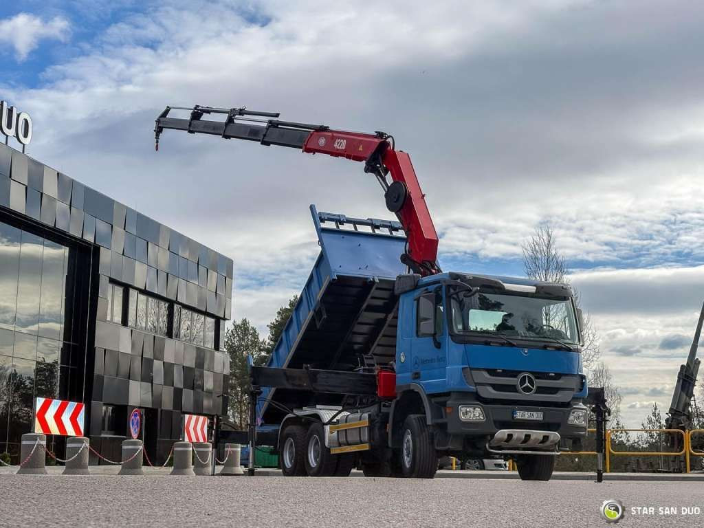 Mercedes-Benz ACTROS 3341 6x6 HMF 4220 K4 CRANE KIPPER - Φορτηγό ανατρεπόμενο: φωτογραφία 3 Mercedes-Benz ACTROS 3341 6x6 HMF 4220 K4 CRANE KIPPER - Φορτηγό ανατρεπόμενο: φωτογραφία 3