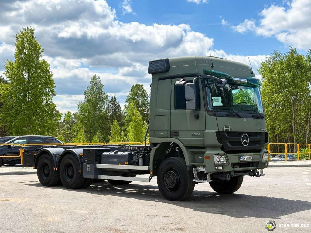 Mercedes-Benz ACTROS 3344 6x6 System Twist Lock - Φορτηγό σασί: φωτογραφία 2 Mercedes-Benz ACTROS 3344 6x6 System Twist Lock - Φορτηγό σασί: φωτογραφία 2