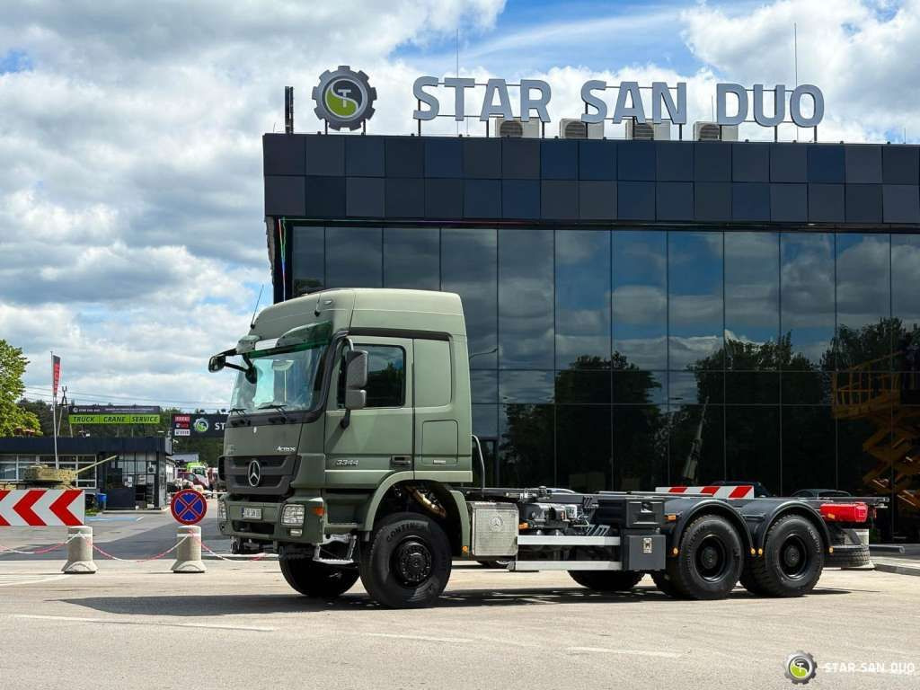 Mercedes-Benz ACTROS 3344 6x6 System Twist Lock - Φορτηγό σασί: φωτογραφία 3 Mercedes-Benz ACTROS 3344 6x6 System Twist Lock - Φορτηγό σασί: φωτογραφία 3