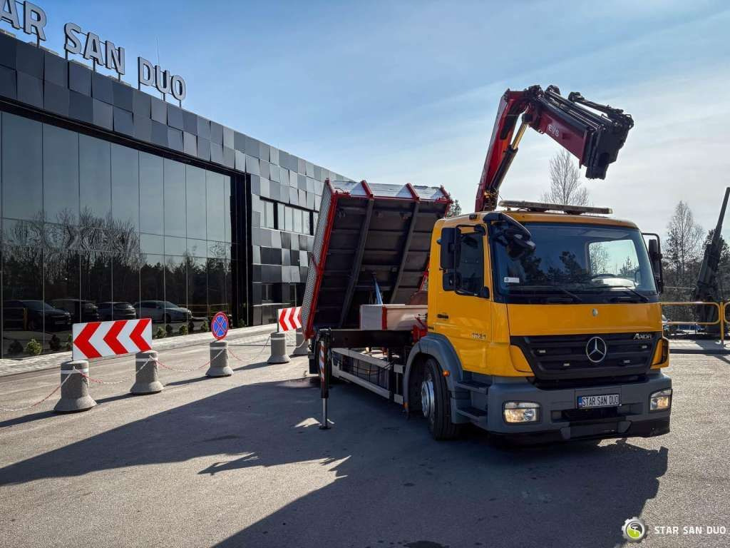 Mercedes-Benz AXOR 1824 4x2 HMF 975 HDS Crane Rotator Kipper - Φορτηγό με γερανό: φωτογραφία 2 Mercedes-Benz AXOR 1824 4x2 HMF 975 HDS Crane Rotator Kipper - Φορτηγό με γερανό: φωτογραφία 2