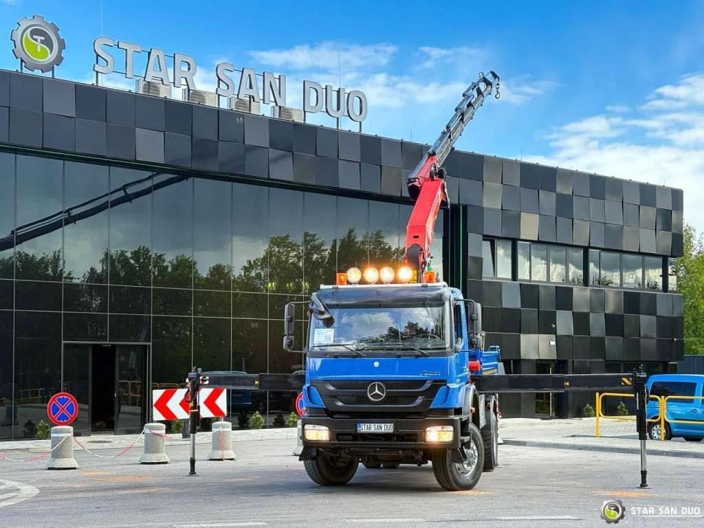 Mercedes-Benz AXOR 1833 4x4 Palfinger PK 22002 EH Crane Winch - Φορτηγό με γερανό: φωτογραφία 3 Mercedes-Benz AXOR 1833 4x4 Palfinger PK 22002 EH Crane Winch - Φορτηγό με γερανό: φωτογραφία 3