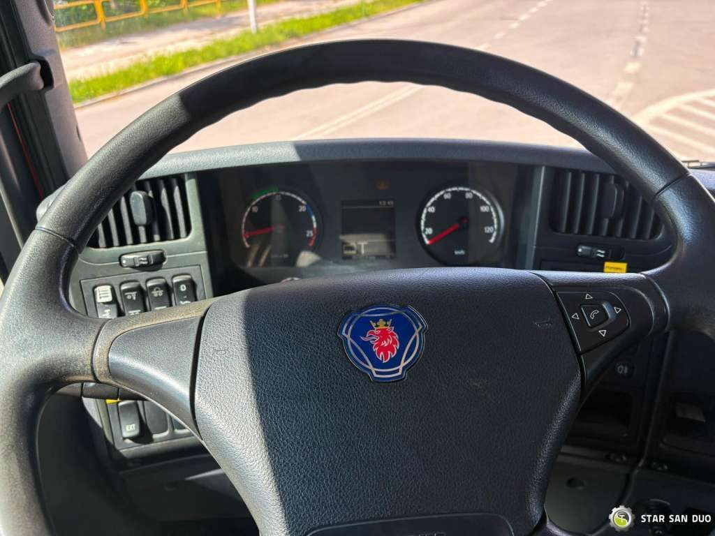 Scania D 320 FIRE BRIGADE Tank 12,000 Litres - Φορτηγό: φωτογραφία 5 Scania D 320 FIRE BRIGADE Tank 12,000 Litres - Φορτηγό: φωτογραφία 5
