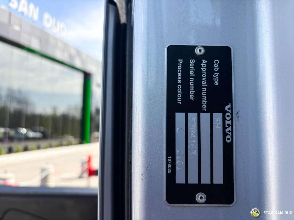Τράκτορας Volvo  FH 500 8x4*4 PK65002 Fly JIB Crane 7456 h Winch: φωτογραφία 29