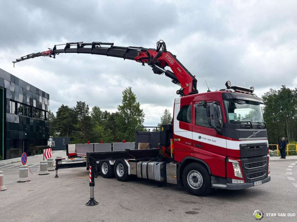 Volvo FH 540 8x4 FASSI F660 HDS Fly Jib Winch - Φορτηγό με γερανό: φωτογραφία 2 Volvo FH 540 8x4 FASSI F660 HDS Fly Jib Winch - Φορτηγό με γερανό: φωτογραφία 2