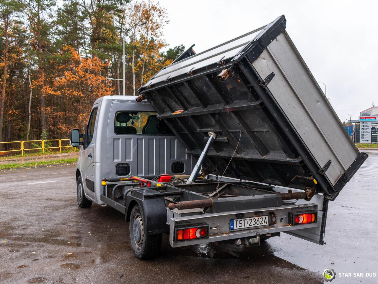 - Φορτηγό ανατρεπόμενο: φωτογραφία 5 - Φορτηγό ανατρεπόμενο: φωτογραφία 5