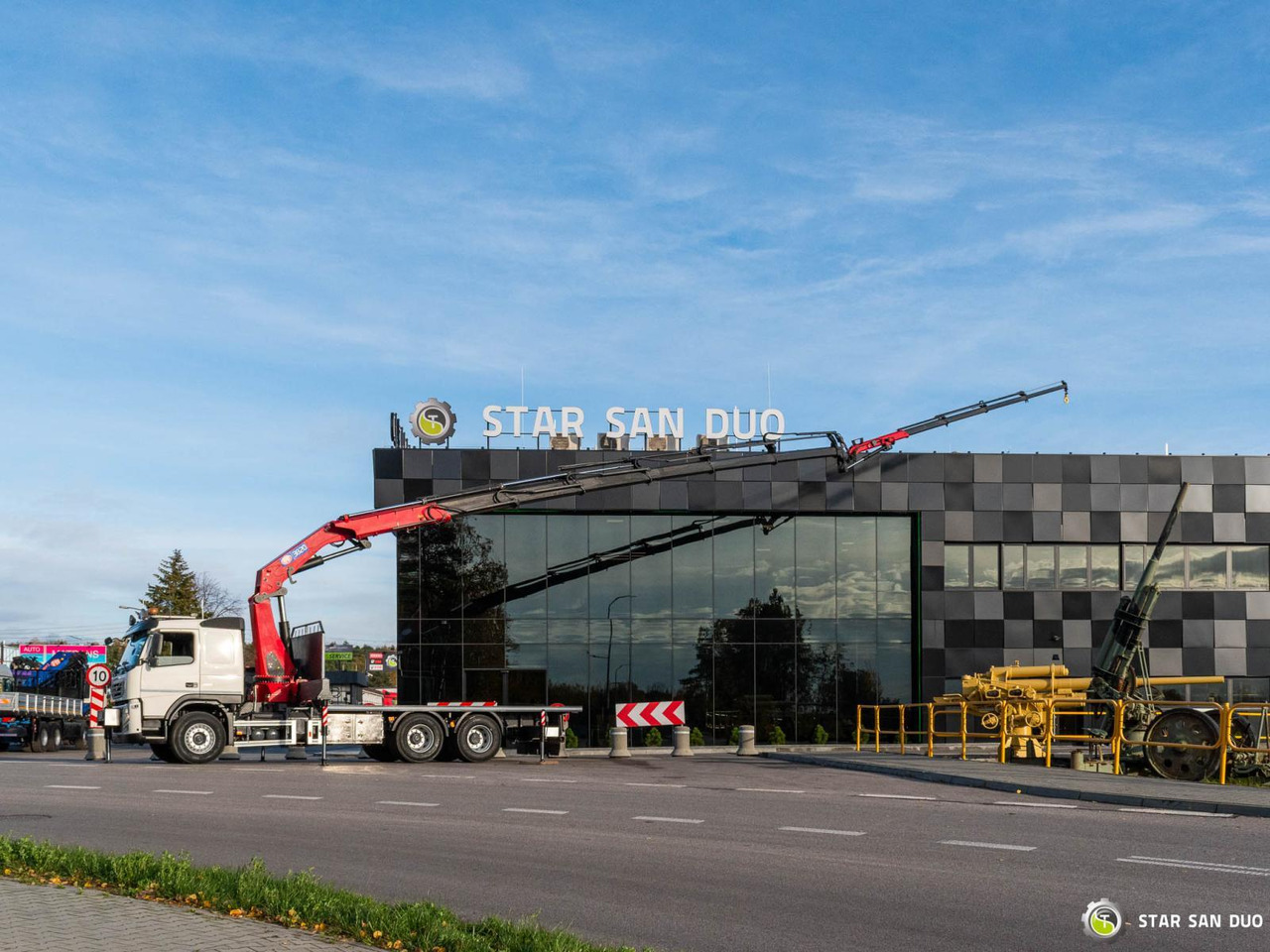 Φορτηγό με γερανό : φωτογραφία 6