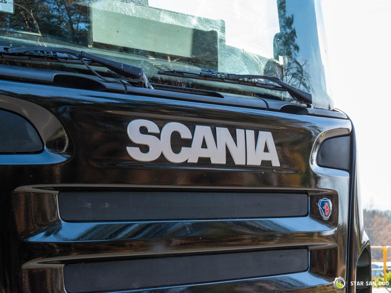 Φορτηγό με γερανό : φωτογραφία 17