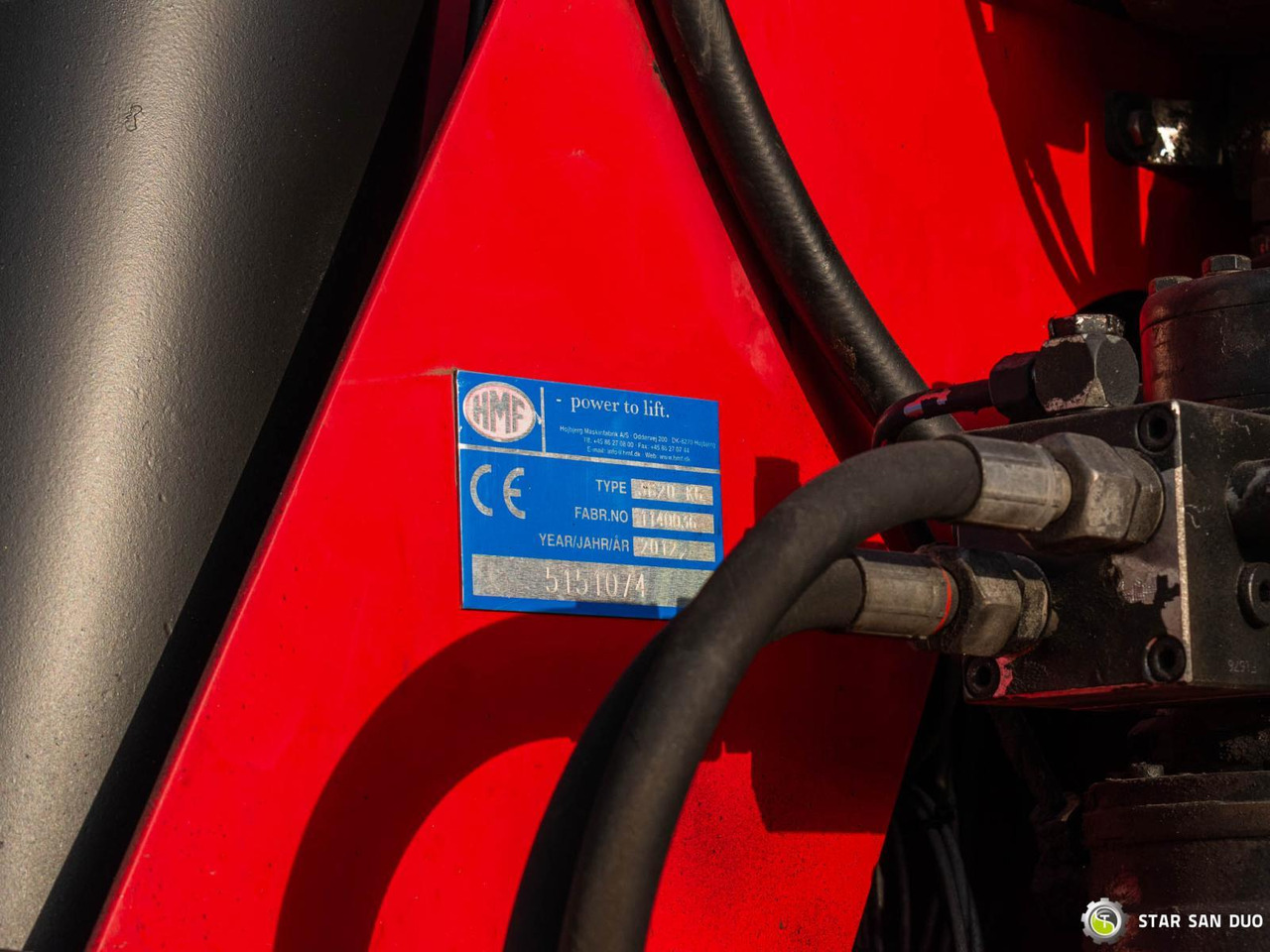 Φορτηγό με γερανό : φωτογραφία 11