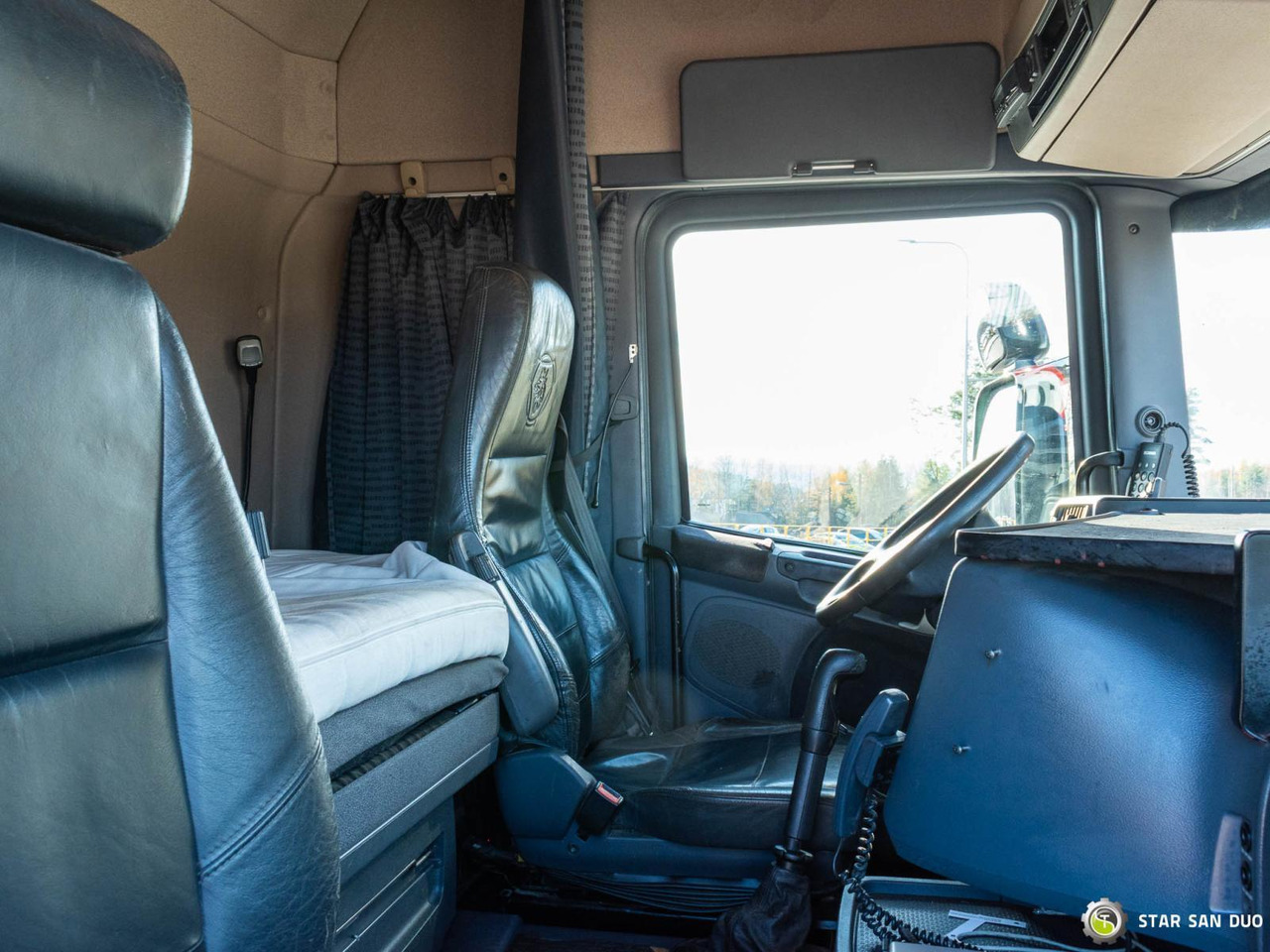 Φορτηγό με γερανό : φωτογραφία 14