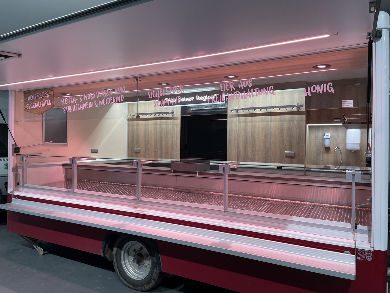 Verkaufsanhänger BORCO HÖHNS - Ρυμουλκούμενη καντίνα: φωτογραφία 2 Verkaufsanhänger BORCO HÖHNS - Ρυμουλκούμενη καντίνα: φωτογραφία 2