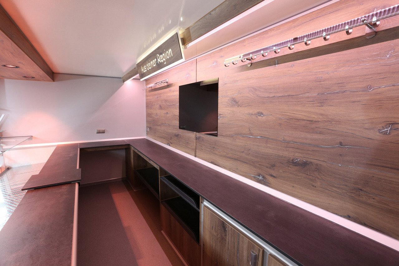 Ρυμουλκούμενη καντίνα Verkaufsanhänger BORCO HÖHNS: φωτογραφία 8 Ρυμουλκούμενη καντίνα Verkaufsanhänger BORCO HÖHNS: φωτογραφία 8