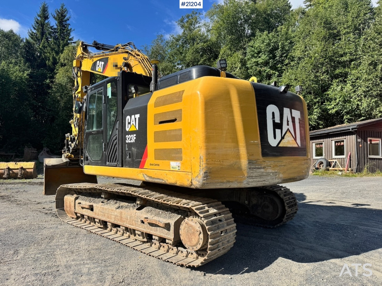 Caterpillar 323FL - Ερπυστριοφόρος εκσκαφέας: φωτογραφία 5 Caterpillar 323FL - Ερπυστριοφόρος εκσκαφέας: φωτογραφία 5
