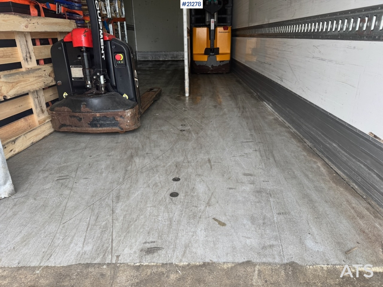 Φορτηγό κόφα DAF CF440: φωτογραφία 23 Φορτηγό κόφα DAF CF440: φωτογραφία 23