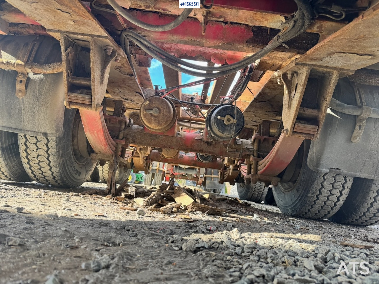 Ρυμούλκα με χαμηλό δάπεδο Damm 3 aks maskinslep: φωτογραφία 18