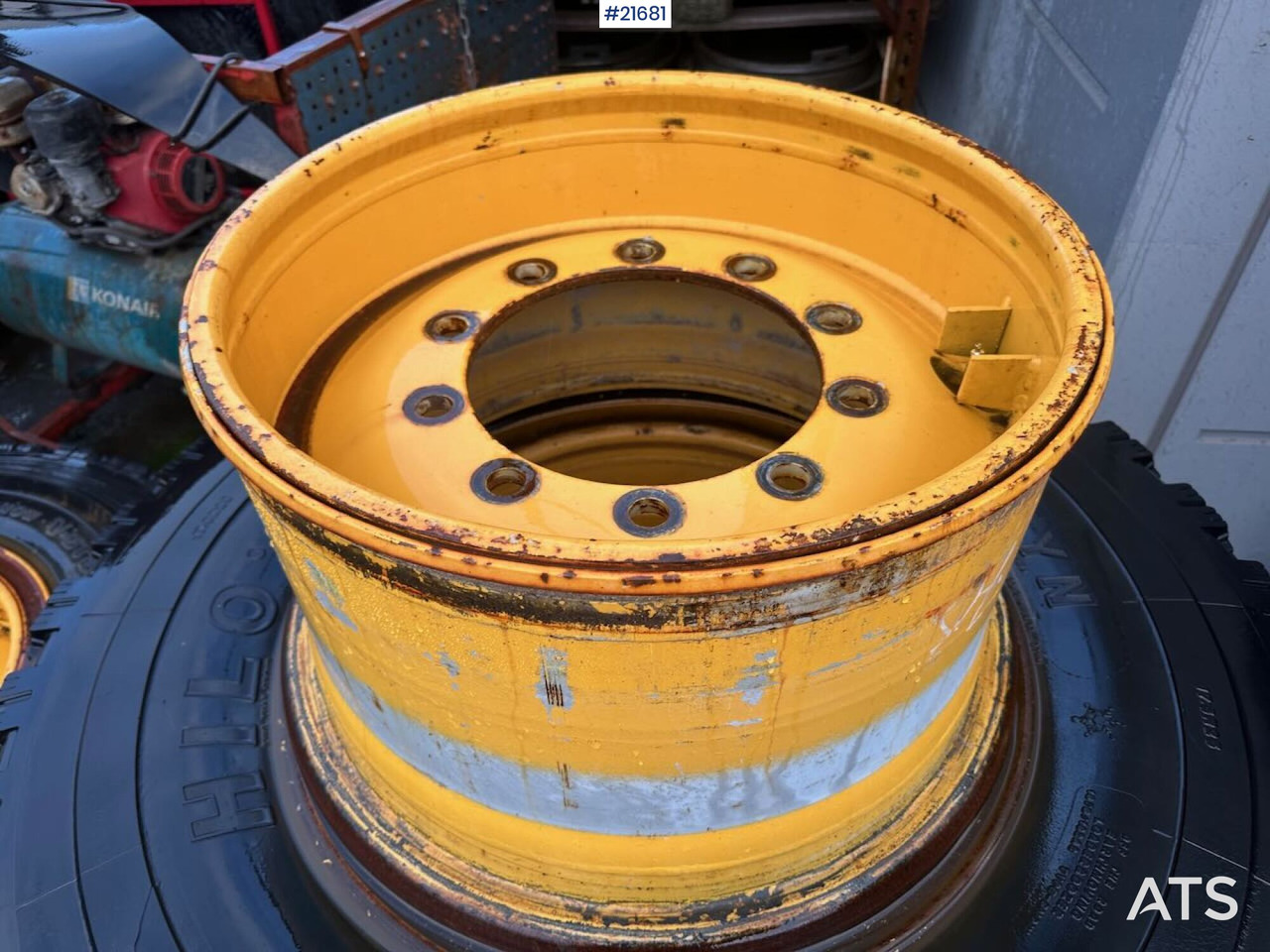 Hilo Dekkene har stått på en Volvo L60E - Ελαστικά και ζάντες για Κατασκευή μηχανήματα: φωτογραφία 4 Hilo Dekkene har stått på en Volvo L60E - Ελαστικά και ζάντες για Κατασκευή μηχανήματα: φωτογραφία 4