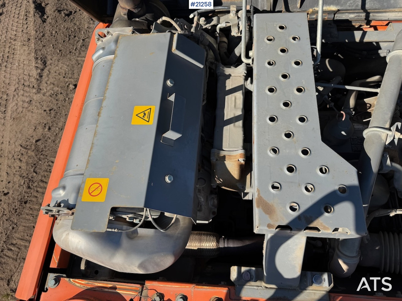 Εκσκαφέας Hitachi ZX 190 LC-6: φωτογραφία 33 Εκσκαφέας Hitachi ZX 190 LC-6: φωτογραφία 33