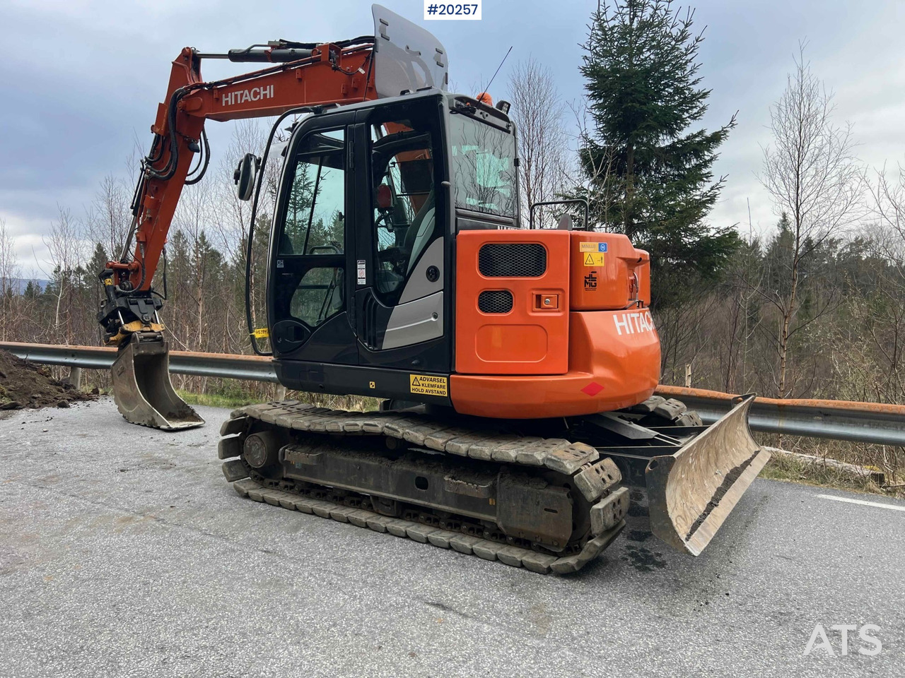Hitachi ZX85 US-6 - Εκσκαφέας: φωτογραφία 4 Hitachi ZX85 US-6 - Εκσκαφέας: φωτογραφία 4