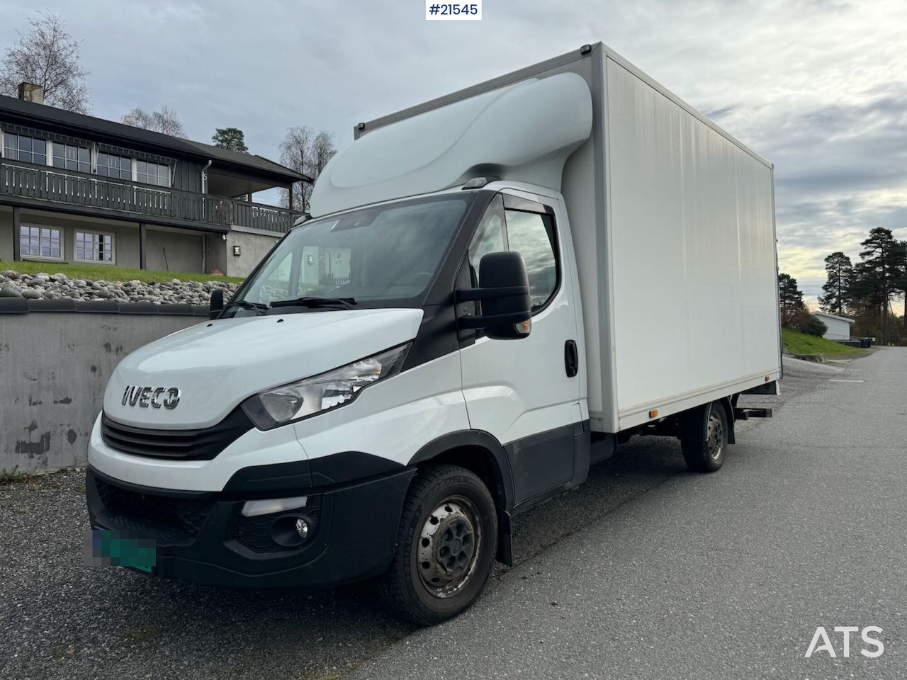 Iveco Daily DAILY - Φορτηγό κόφα: φωτογραφία 1 Iveco Daily DAILY - Φορτηγό κόφα: φωτογραφία 1