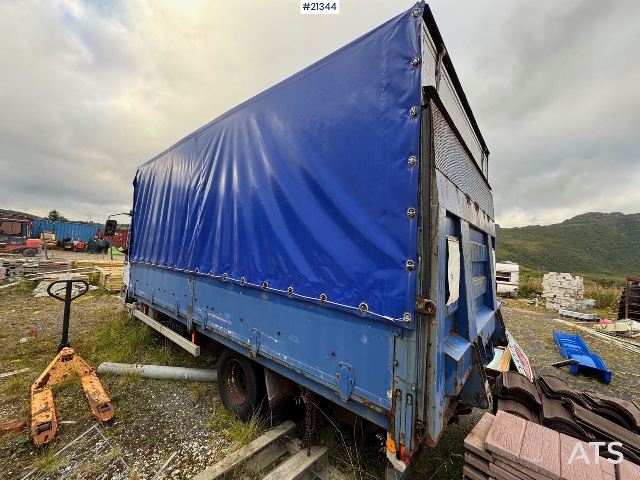 Iveco Eurocargo - Φορτηγό μουσαμάς: φωτογραφία 3 Iveco Eurocargo - Φορτηγό μουσαμάς: φωτογραφία 3