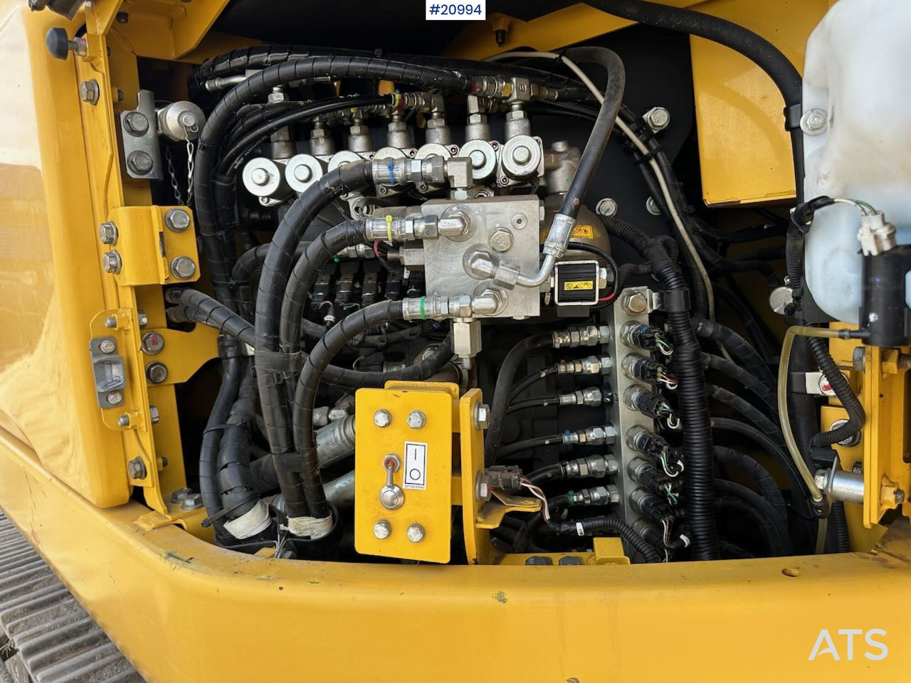 Ερπυστριοφόρος εκσκαφέας Komatsu PC228USLC-10: φωτογραφία 29