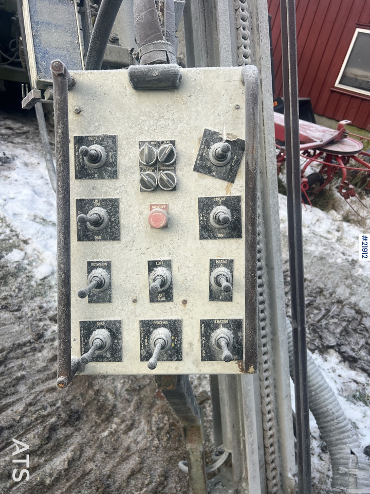 Γεωτρύπανο Nemek 503 TXI borerigg m/ lite timer i forhold til alder: φωτογραφία 10 Γεωτρύπανο Nemek 503 TXI borerigg m/ lite timer i forhold til alder: φωτογραφία 10