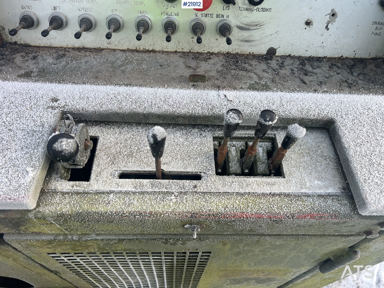 Γεωτρύπανο Nemek 503 TXI borerigg m/ lite timer i forhold til alder: φωτογραφία 21 Γεωτρύπανο Nemek 503 TXI borerigg m/ lite timer i forhold til alder: φωτογραφία 21