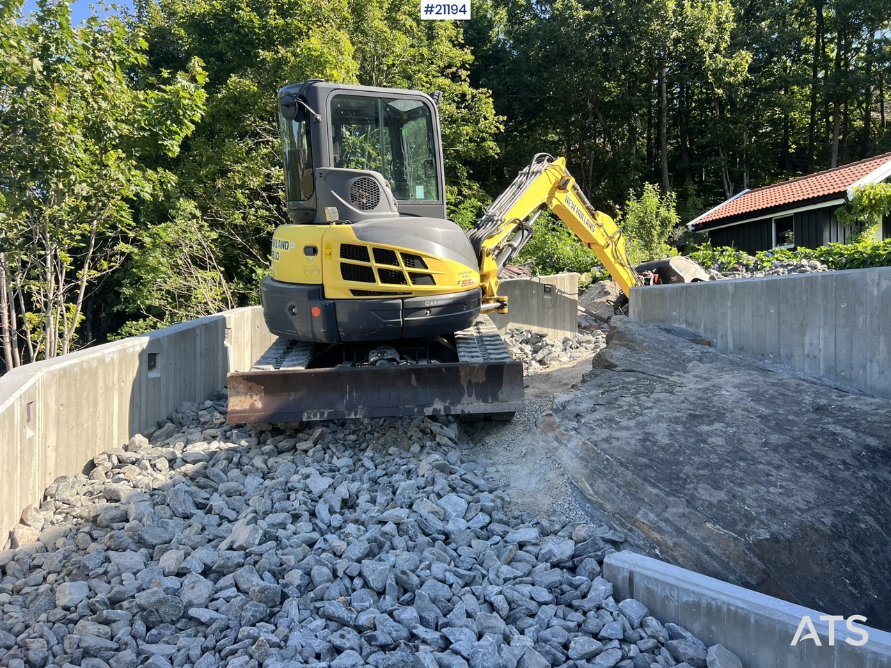 New Holland E55B - Ερπυστριοφόρος εκσκαφέας: φωτογραφία 1 New Holland E55B - Ερπυστριοφόρος εκσκαφέας: φωτογραφία 1