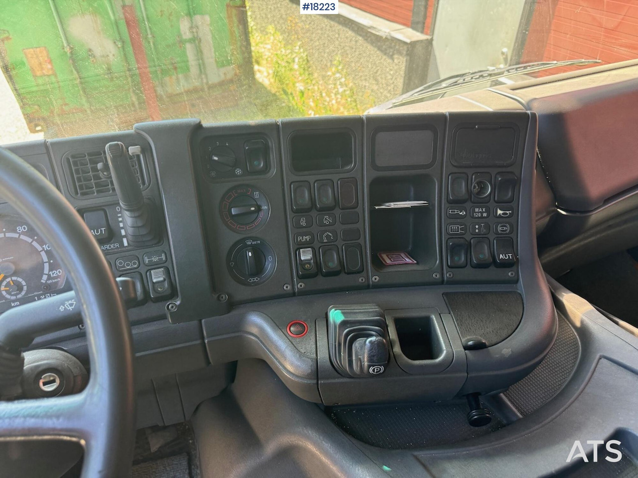 Φορτηγό φόρτωσης γάντζου Scania 124G: φωτογραφία 31 Φορτηγό φόρτωσης γάντζου Scania 124G: φωτογραφία 31