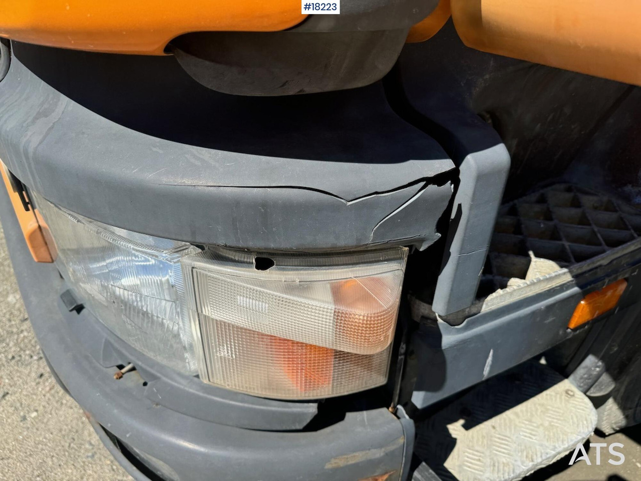 Φορτηγό φόρτωσης γάντζου Scania 124G: φωτογραφία 33 Φορτηγό φόρτωσης γάντζου Scania 124G: φωτογραφία 33