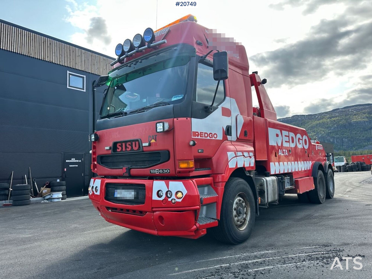 Sisu E18M 6x4 tungberger m/ EKA påbygg og kjettinger. SE VIDEO - Φορτηγό ρυμούλκησης: φωτογραφία 2 Sisu E18M 6x4 tungberger m/ EKA påbygg og kjettinger. SE VIDEO - Φορτηγό ρυμούλκησης: φωτογραφία 2