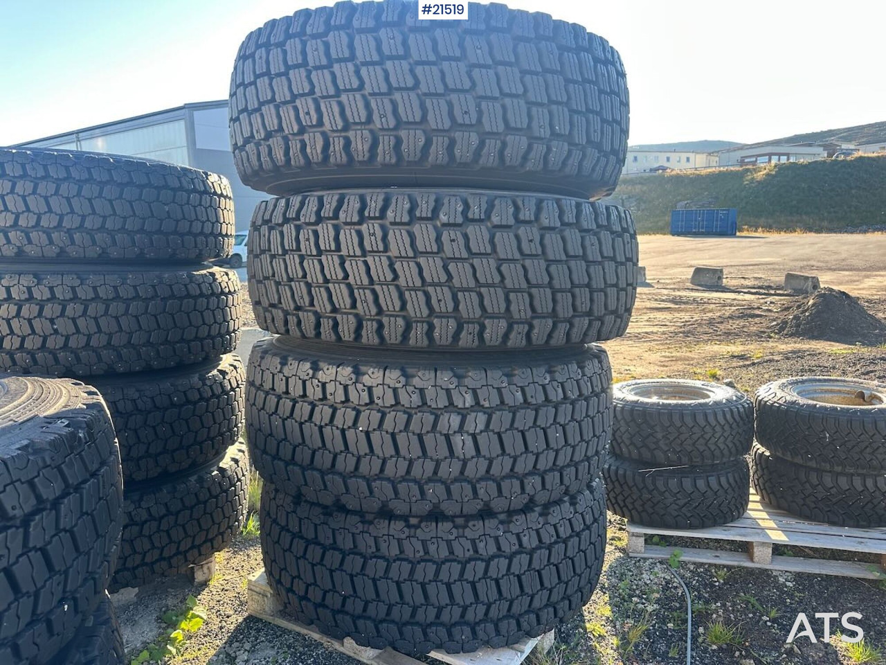 Triangle hjullaster dekk på felg til Volvo L110 hjullaster - Ελαστικό για Κατασκευή μηχανήματα: φωτογραφία 3 Triangle hjullaster dekk på felg til Volvo L110 hjullaster - Ελαστικό για Κατασκευή μηχανήματα: φωτογραφία 3