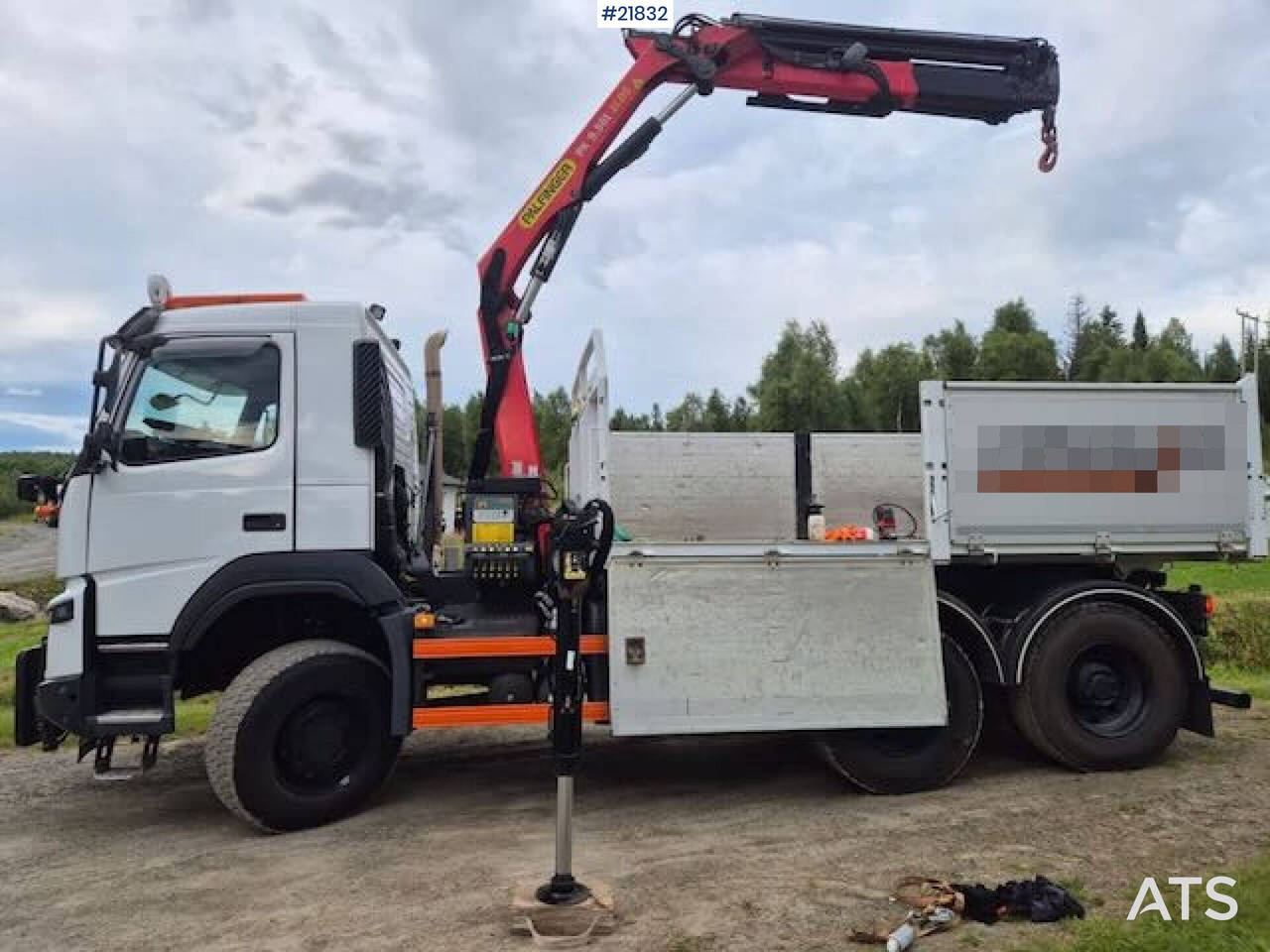 Volvo 2019 Volvo FMX 6x6 brøyterigget tippbil m/ 9,5 t/m kran, 2 sett dekk og lettkasse - Φορτηγό ανατρεπόμενο: φωτογραφία 4 Volvo 2019 Volvo FMX 6x6 brøyterigget tippbil m/ 9,5 t/m kran, 2 sett dekk og lettkasse - Φορτηγό ανατρεπόμενο: φωτογραφία 4