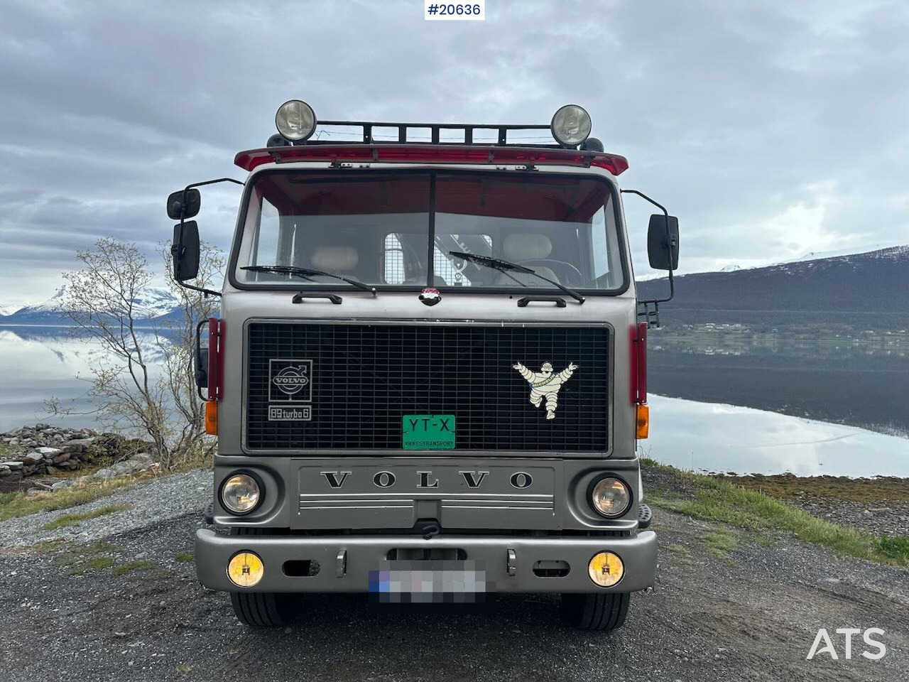 Volvo F89 46 - Φορτηγό με ανοιχτή καρότσα, Φορτηγό με γερανό: φωτογραφία 3 Volvo F89 46 - Φορτηγό με ανοιχτή καρότσα, Φορτηγό με γερανό: φωτογραφία 3