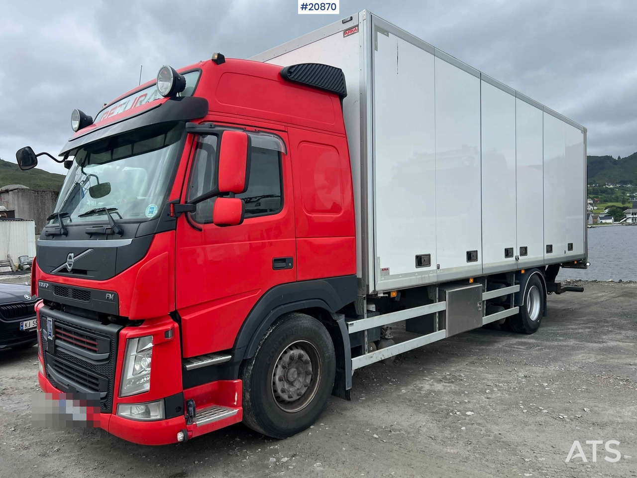 Volvo FM 330 - Φορτηγό κόφα: φωτογραφία 1 Volvo FM 330 - Φορτηγό κόφα: φωτογραφία 1