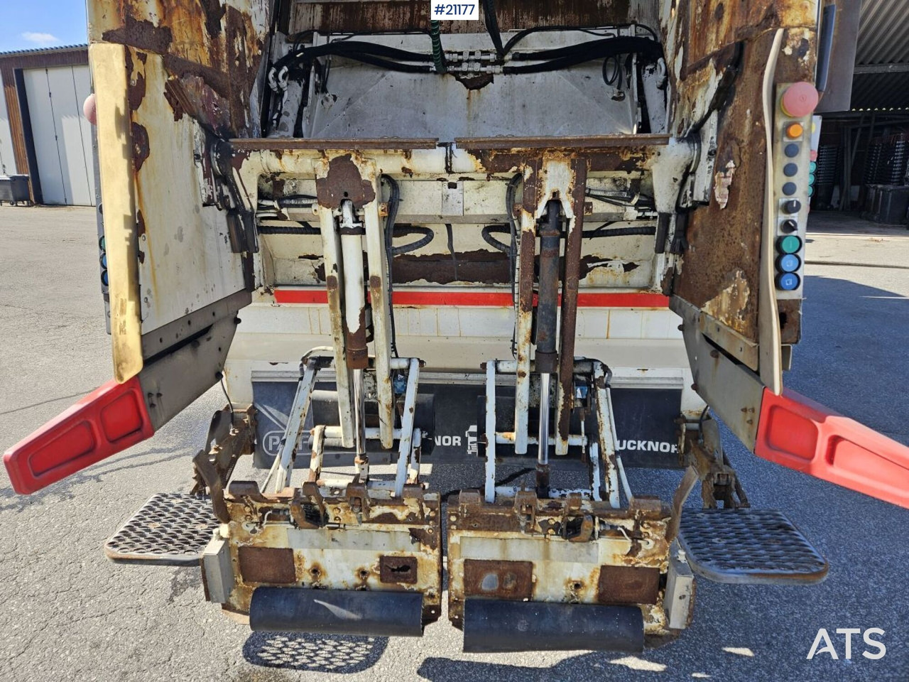 Volvo FM370 6x2 1-kammer komprimatorbil med Zoeller påbygg - Απορριμματοφόρο: φωτογραφία 5 Volvo FM370 6x2 1-kammer komprimatorbil med Zoeller påbygg - Απορριμματοφόρο: φωτογραφία 5