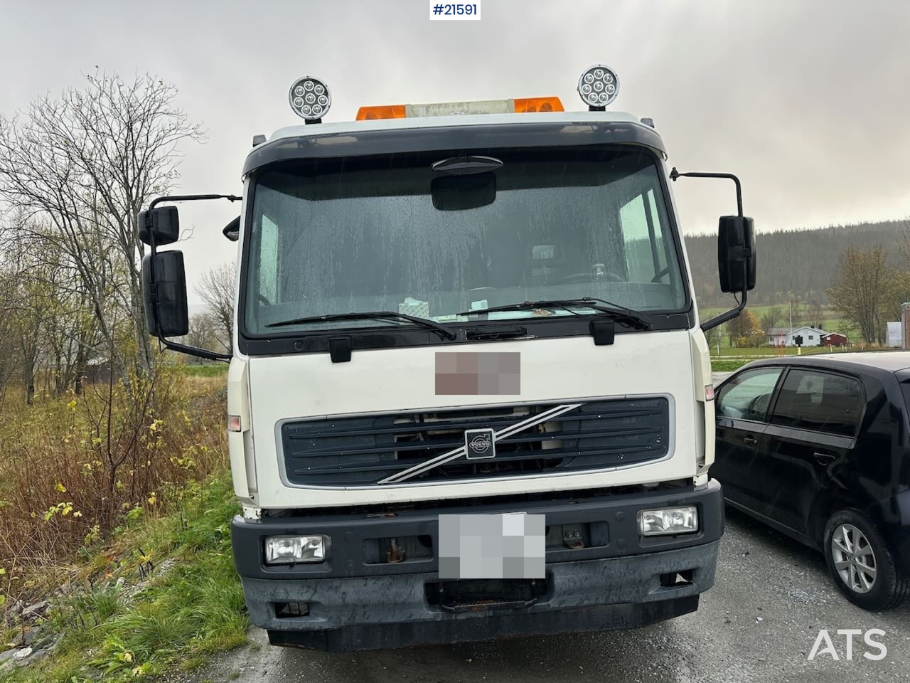 Volvo Volvo - Φορτηγό με γερανό: φωτογραφία 2 Volvo Volvo - Φορτηγό με γερανό: φωτογραφία 2