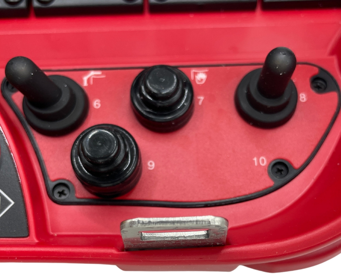 Right panel with button radio remote Scanreco RC400 - Ηλεκτρικό σύστημα για Γερανός παπαγάλος: φωτογραφία 1 Right panel with button radio remote Scanreco RC400 - Ηλεκτρικό σύστημα για Γερανός παπαγάλος: φωτογραφία 1