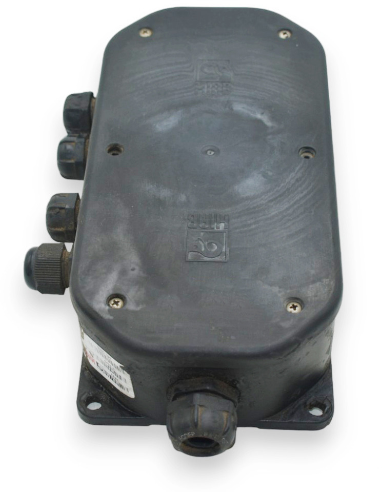 Used column connection electronic box 3600688-U - Ανταλλακτικό για Γερανός παπαγάλος: φωτογραφία 4 Used column connection electronic box 3600688-U - Ανταλλακτικό για Γερανός παπαγάλος: φωτογραφία 4