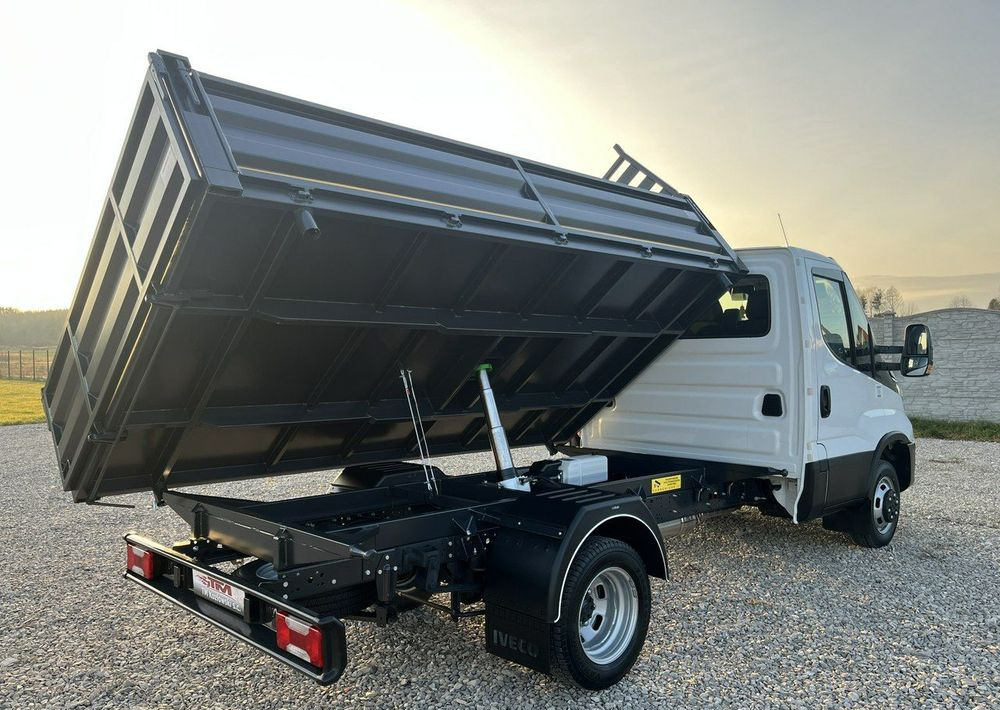 Όχημα με ανατρεπομενη καροτσα Iveco Daily: φωτογραφία 39 Όχημα με ανατρεπομενη καροτσα Iveco Daily: φωτογραφία 39