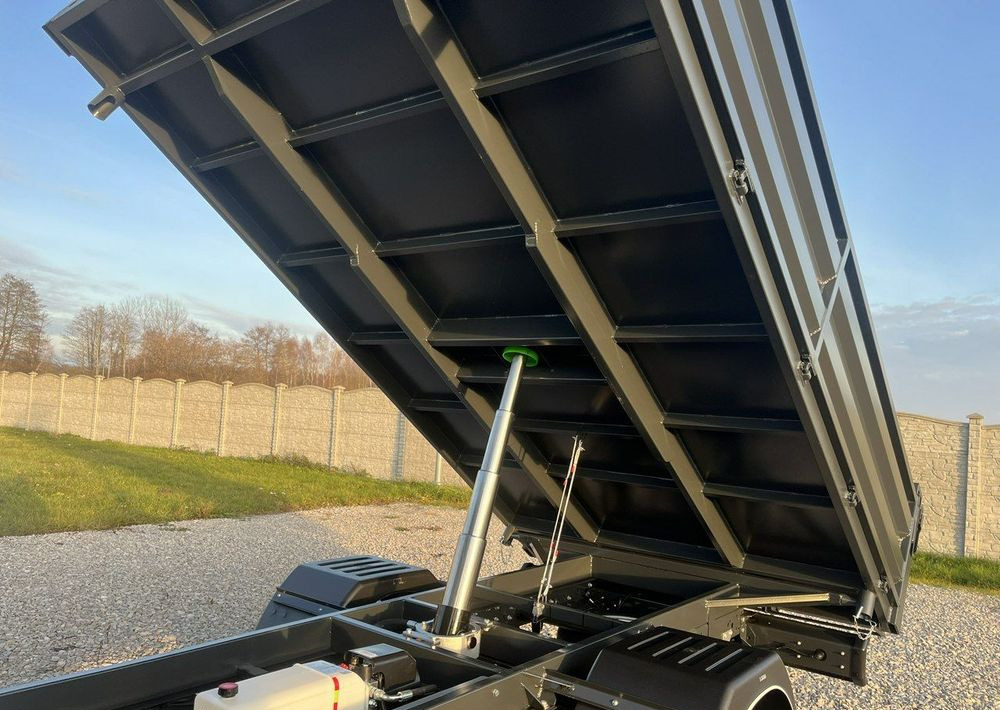 Όχημα με ανατρεπομενη καροτσα Iveco Daily: φωτογραφία 8 Όχημα με ανατρεπομενη καροτσα Iveco Daily: φωτογραφία 8